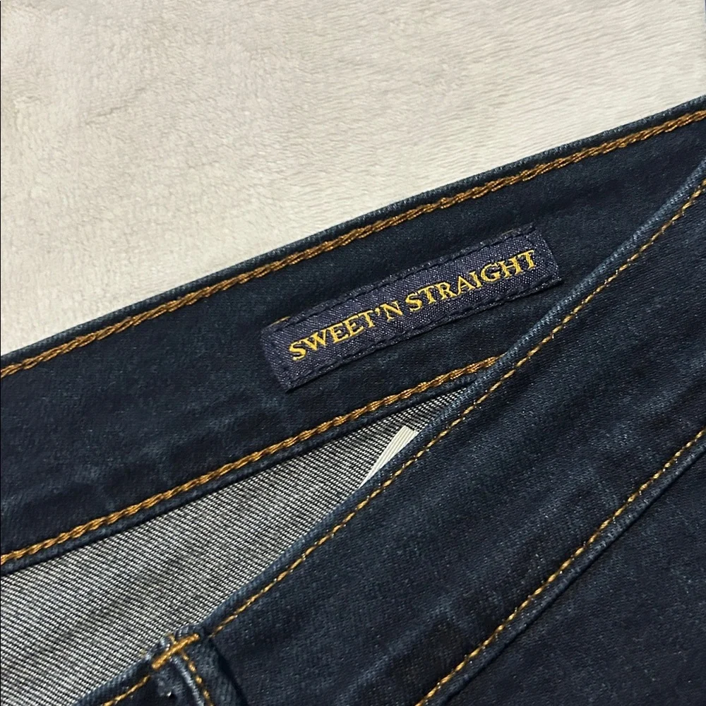 Lucky Brand women’s sweet n straight Jeans - Picture 6 of 7
